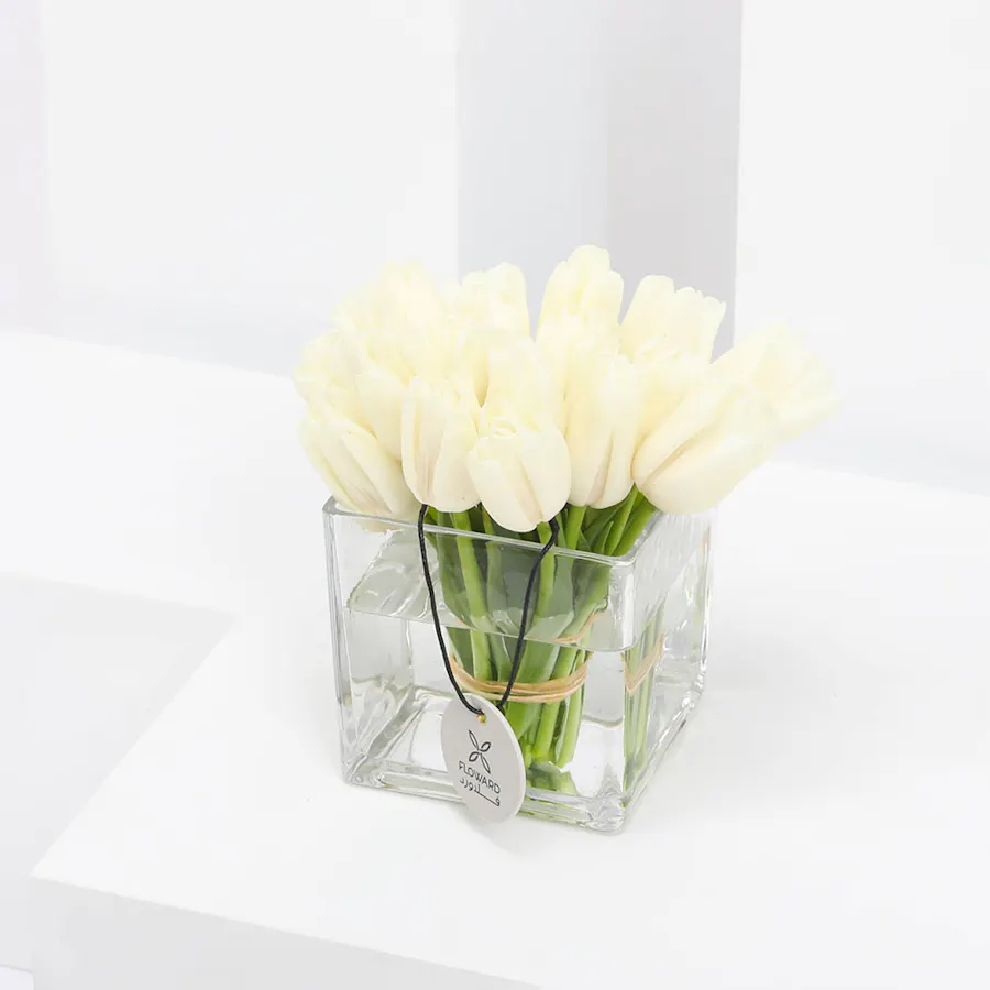 20 white tulip square vase 2