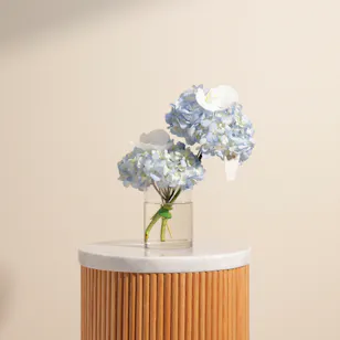 Double Hydrangea & Orchid Flowers Vase Double Hydrangea & Orchid Flowers Vase