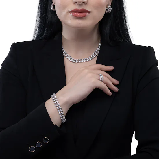 طقم الفيرا الفضي الفاخر
