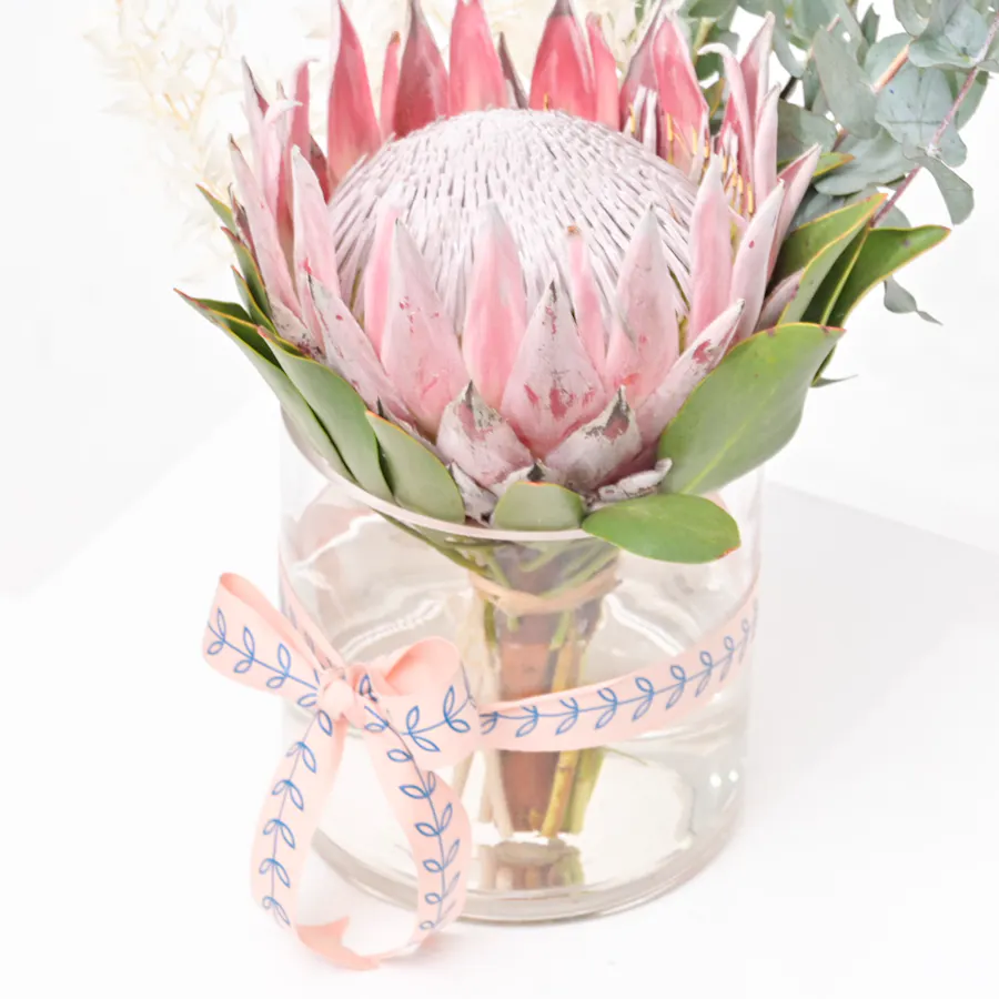 Beauty Protea | Glass Vase 3