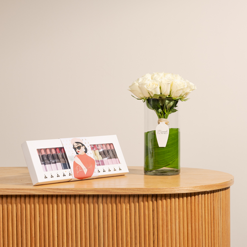 صندوق شوكولاتة شكل احمر الشفاة  من شان شال | الجوري البيضاء