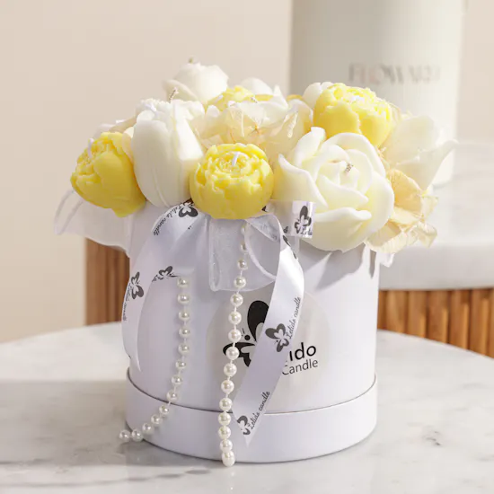 Lelido Yellow and White Rose Candle Bouquet | A Beautiful Pause Flower