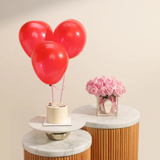 Floward Me Love You Cake | Elegant Flowers Vase and Balloons