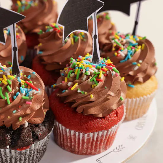 Floward Mixed Graduation Cupcakes