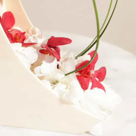 Ramadan Flowers Crescent Vase