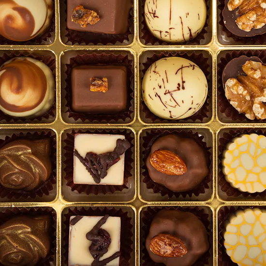 Linne Assorted Chocolate Box | Pink Flowers