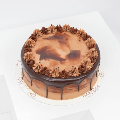 Chocolate Ganache Cake by Magnolia Bakery 