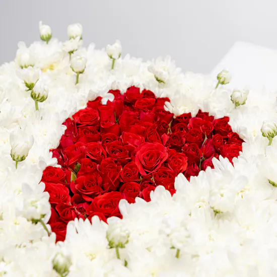 Floward Small Chocolate Box | Heart Flowers
