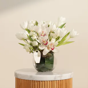 White Symphony Flowers Vase