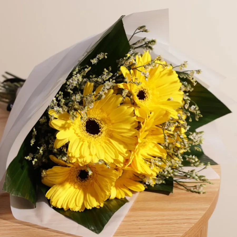 Zayan Cufflinks & Bracelet for Men | Gerbera Bouquet 5