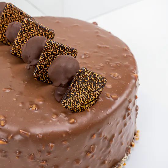 Secret's Ferrero Rocher Cake | Red Roses
