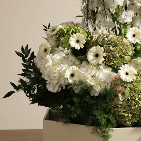 Soft Grace Flower Leather Tray