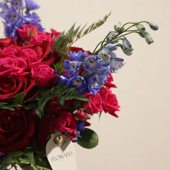 Midnight Romance Flowers Vase