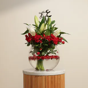 Omani National Day Flowers Vase
