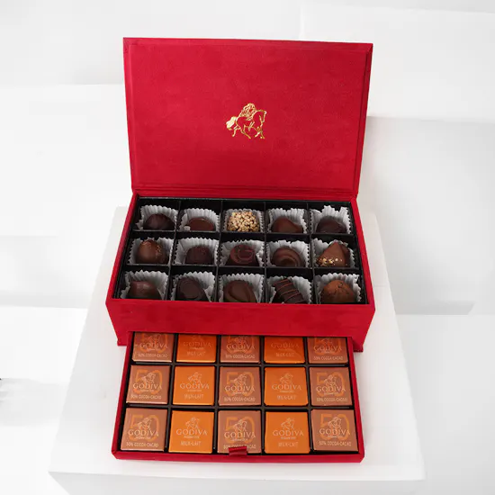 Godiva Small Royal Chocolate Box | 12 Red Roses