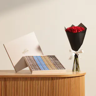 Godiva Napolitains Luxury Chocolate Box | Elegant Flowers Bouquet Godiva Napolitains Luxury Chocolate Box | Elegant Flowers Bouquet