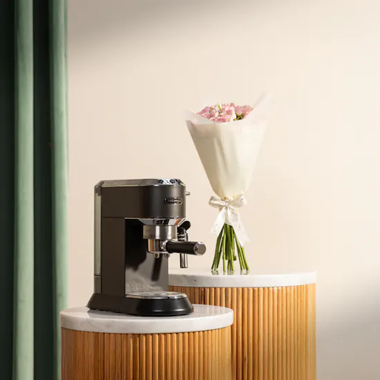 De'Longhi Dedica Pump Espresso Coffee Machine | Charming Flowers Bouquet