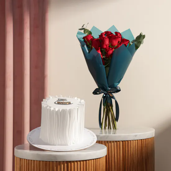 December Cake Hajj Mabroor White Ruffle Cake | Petal Code Flowers