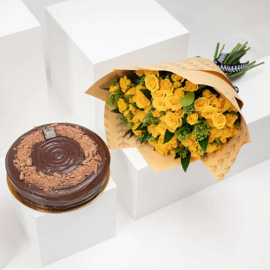 Warm Yellow With Matilda Cake by Sucre De Nada  5
