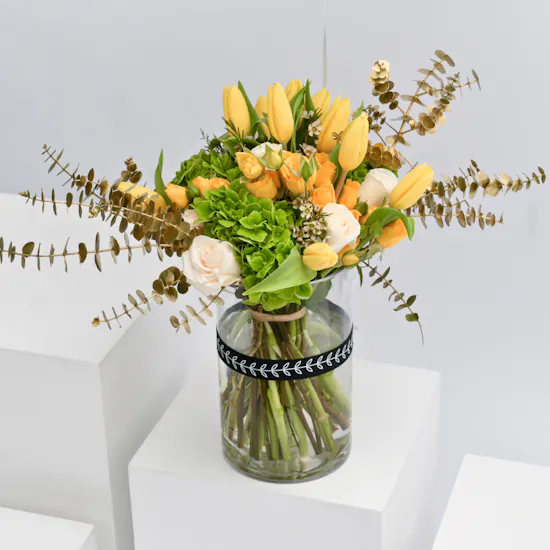 Blooms Vase | Graduation Balloon