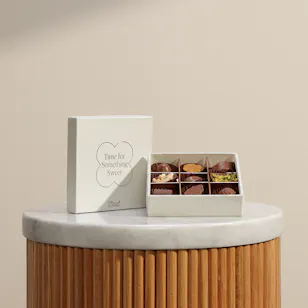 Floward Small Mix Chocolate Box