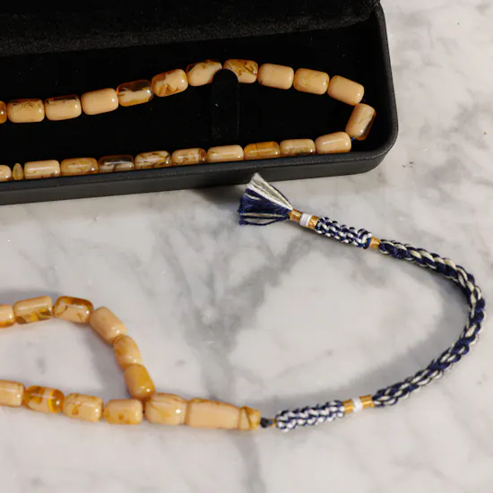 Floward Mestika Peach and Gold Rosary