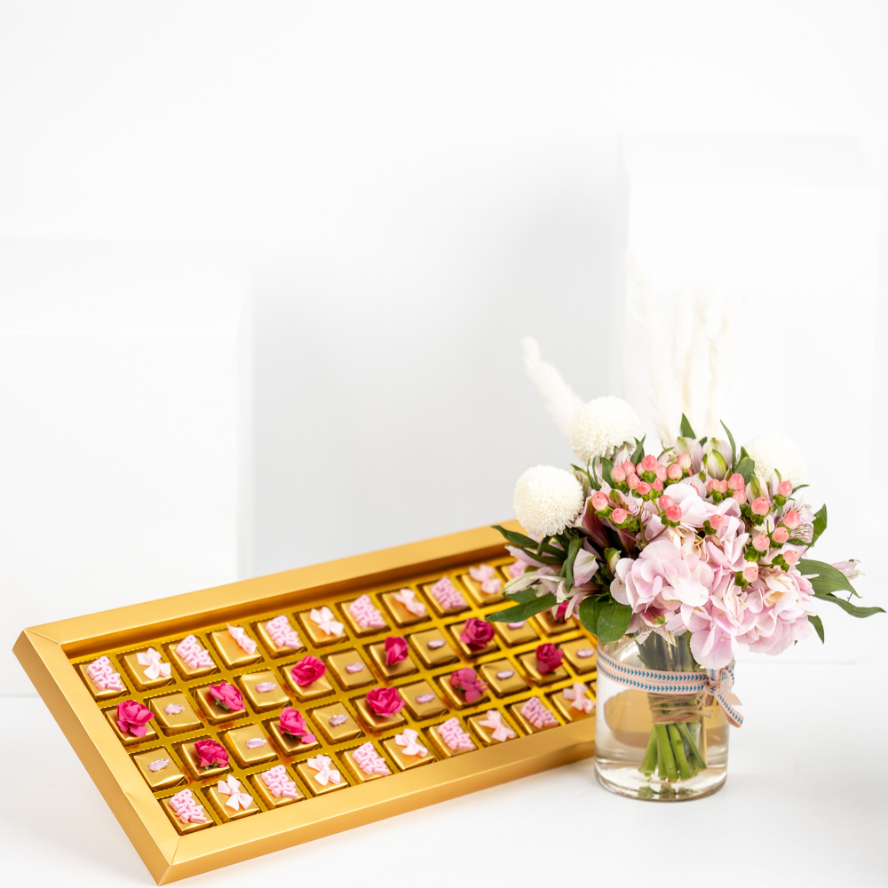  Ghazl Baby Girl Chocolates | Pink Flowers