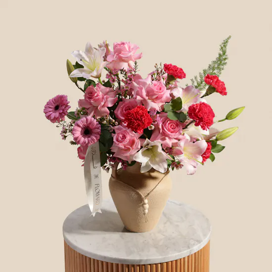 Rosy Notes Floral Vase