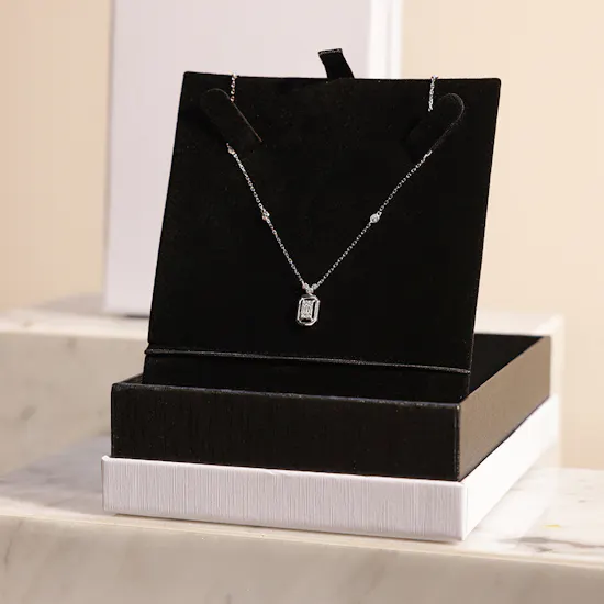 Nava Jewelry Luxury Necklace | Charming Flower Bouquet
