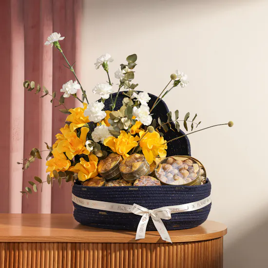 Nagwa Arabic Sweet Tin Boxes Basket | Sunshine Flowers