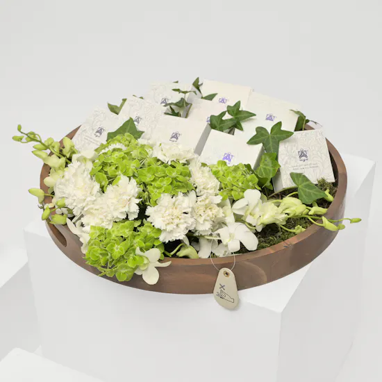Abdulsamad Alqurashi Musk Favor | White Carnation