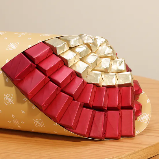 Linne Assorted Chocolate Box