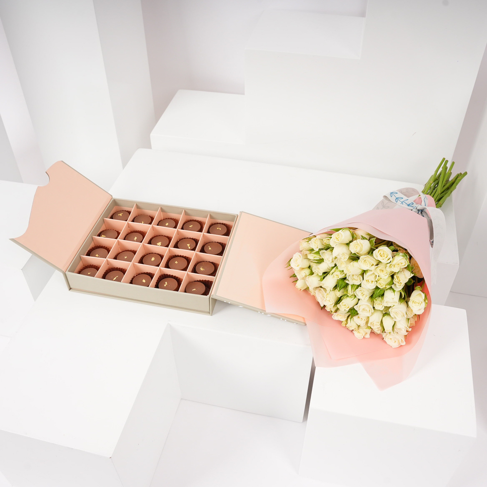 صندوق الشوكولاتة بالكراميل من فلاورد | باقة البيبي جوري