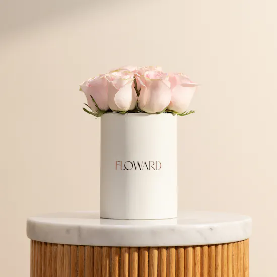 Soft Pink Rose Box