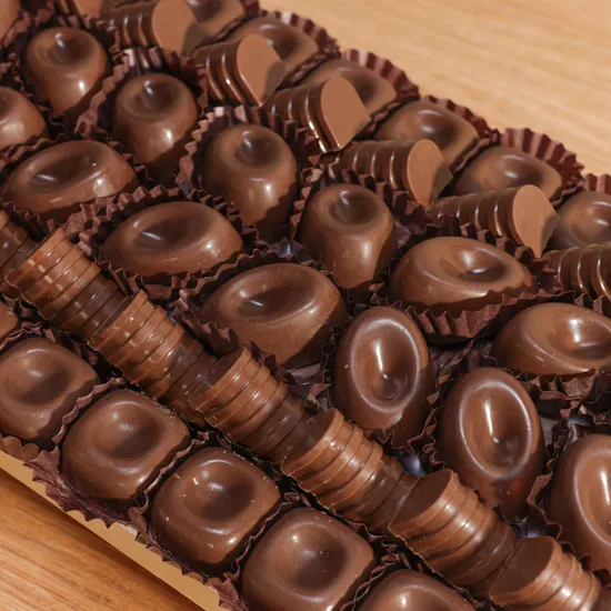 Floward Luxurious Chocolate Tray
