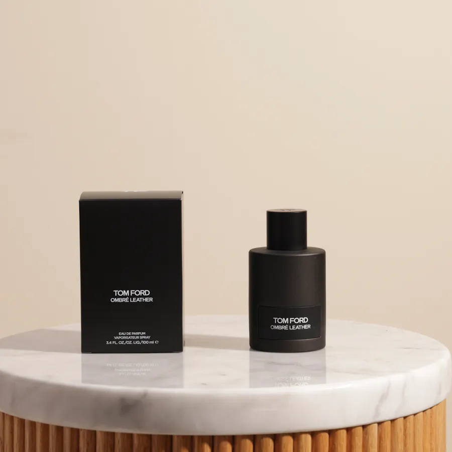 عطر عنبر ليذر للجنسين من توم فورد | 100 مل 3