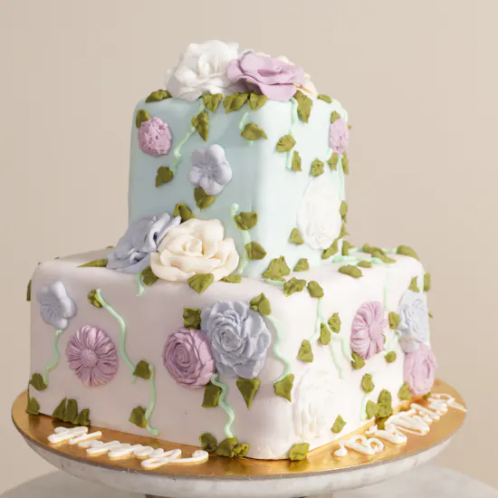 Floward Floral Layers Cake