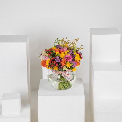 Roses & Alstroemeria | Glass Vase