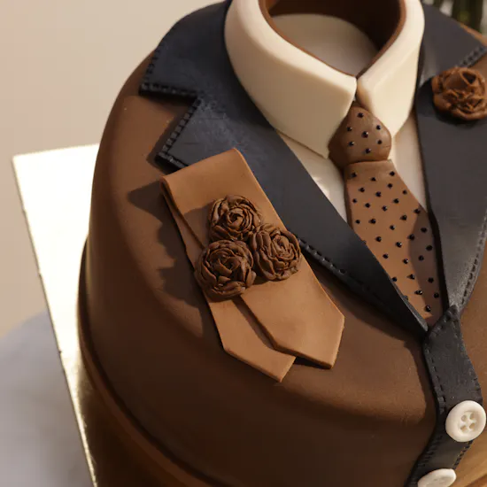 Floward Mr. Dapper Birthday Cake | Soft Flowers