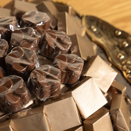 Floward Large Chocolate Tray