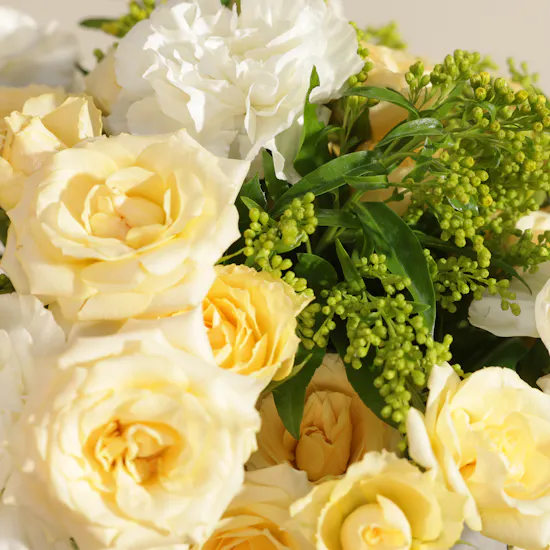 مزهرية زهور الإشراقة الذهبية