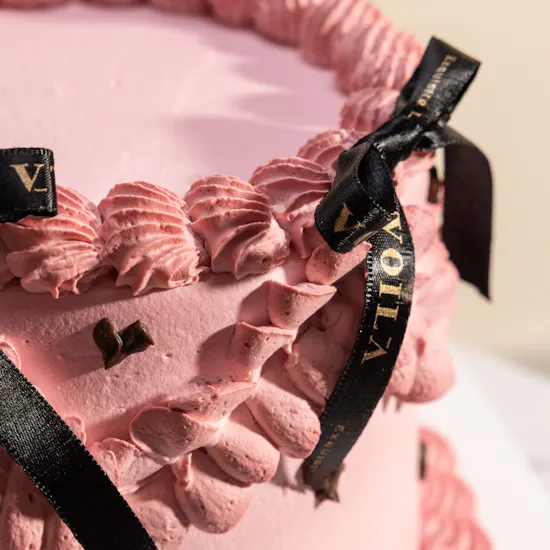 Voila Blush Cocoa Cake | Purple Flowers Bouquet