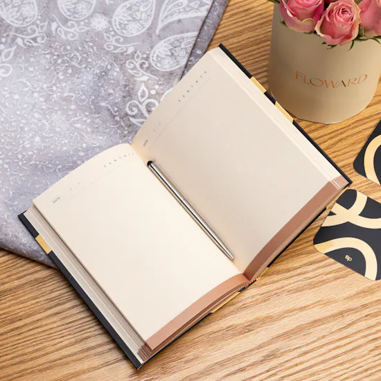 Tip of The Day CEO of My Own Life Black Box | Portable Sejadah and Flowers