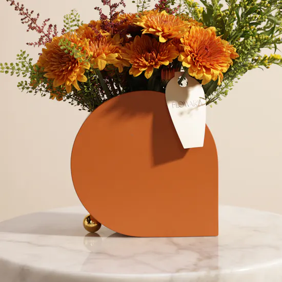 Eternal Contrast Flower Vase