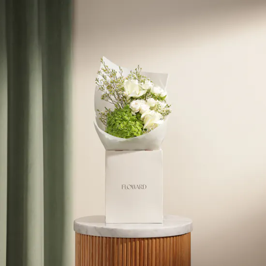 Amber Romance Flowers Bouquet