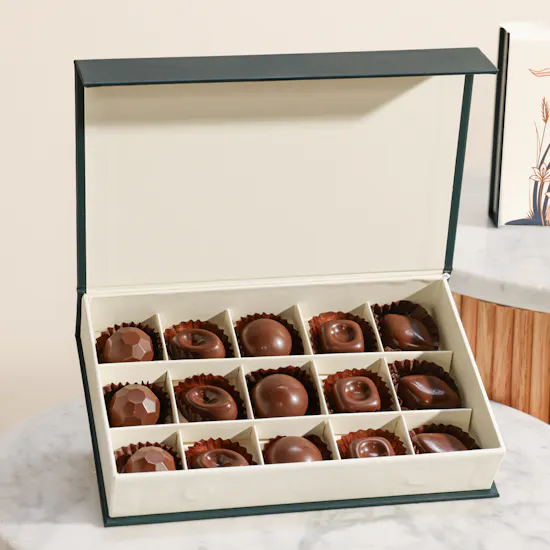 Floward Tender Heart Small Chocolate Box