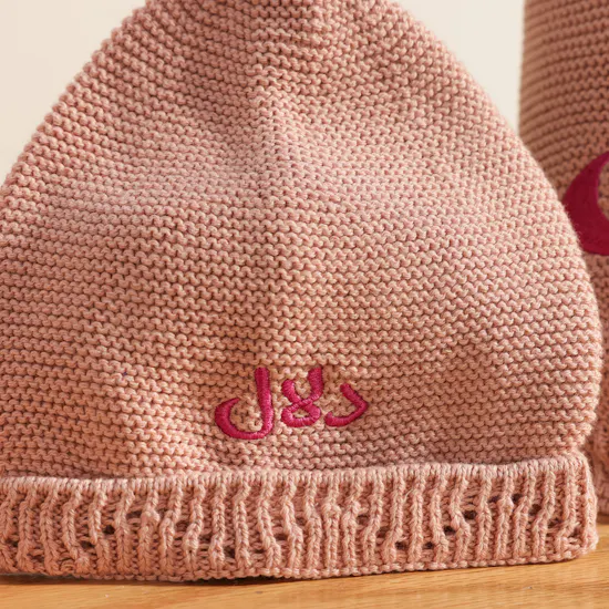 BelovedOne Personalized Pink Blanket and Baby Hat Set