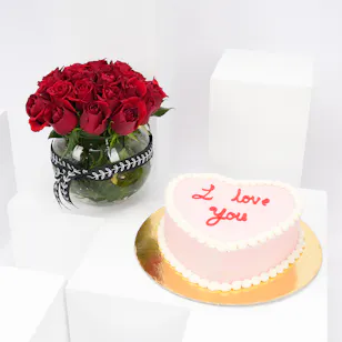 Helen's Bakery Cake | 20 Red Roses Helen's Bakery Cake | 20 Red Roses