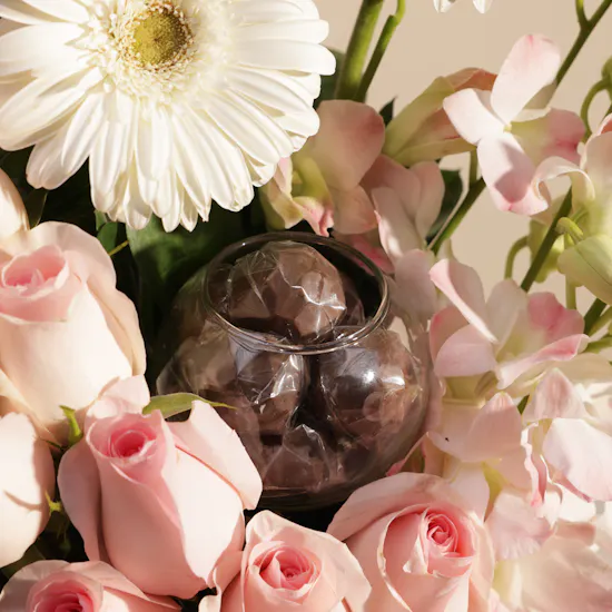 Floward Chocolates | Little Princess Balloon and Flower Basket