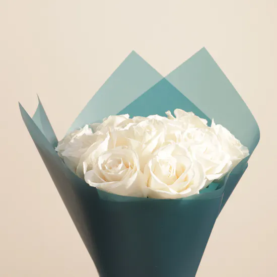 Laviviane Personalized Engagement or Wedding Cake | Lovely Flower Bouquet